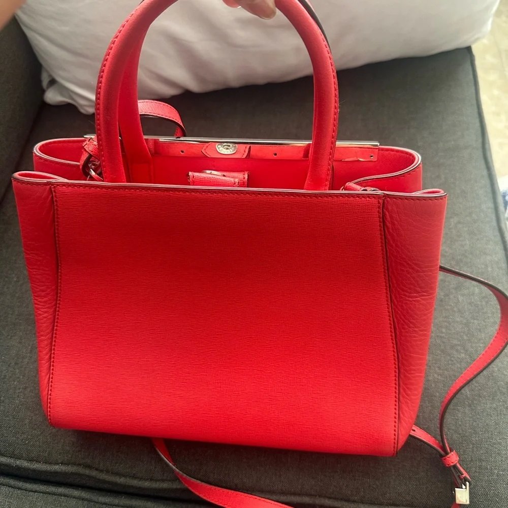 “Pre-loved” Authentic Fendi 2jours Bag